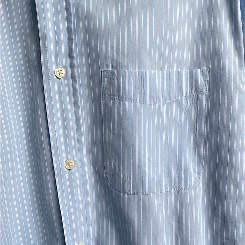 Old Navy Blue and White Dress Shirt Classic Style - Picture 4 of 6